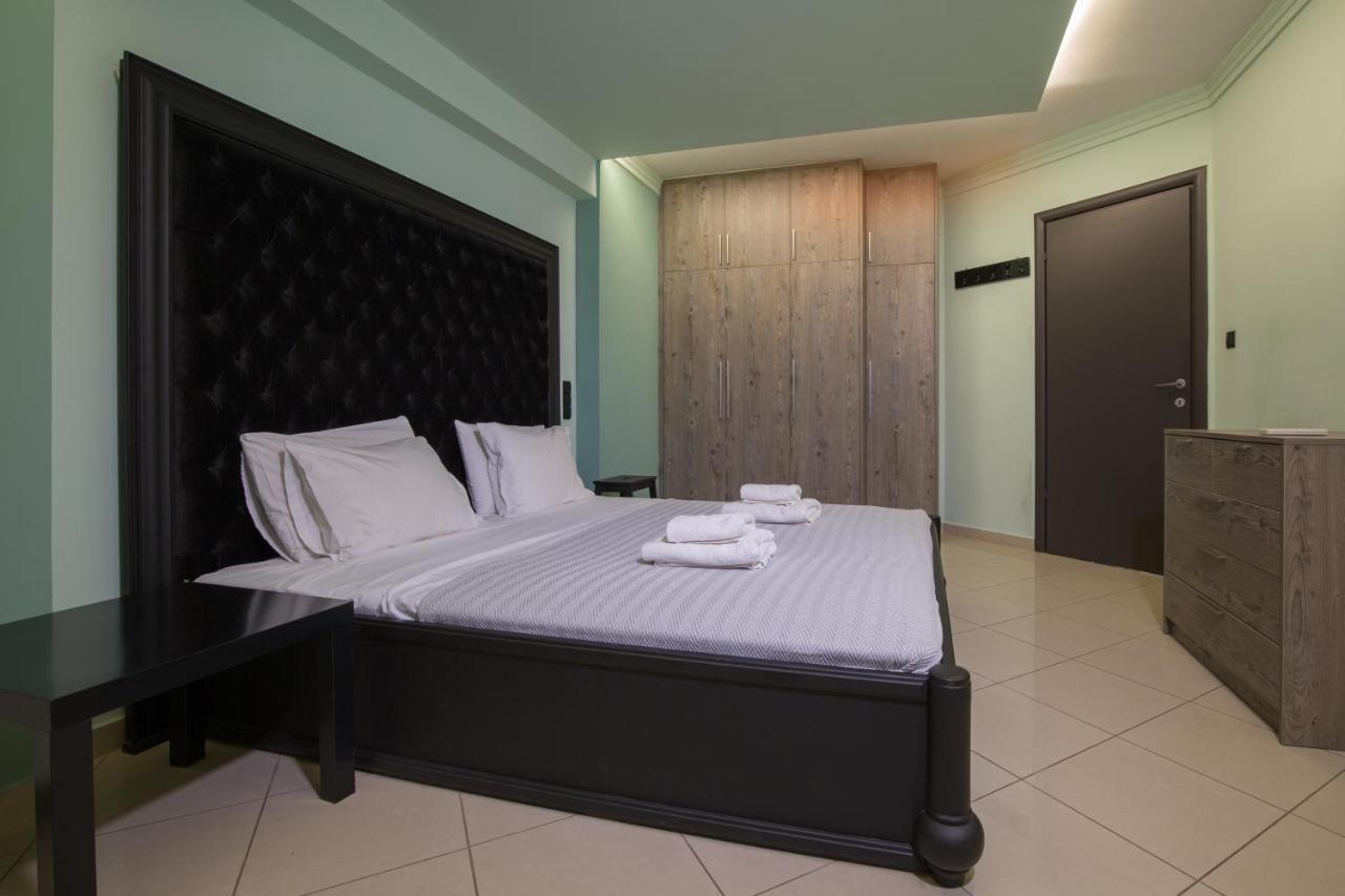 Spacious Modern Apartments With Great Rooftop View Афины Экстерьер фото