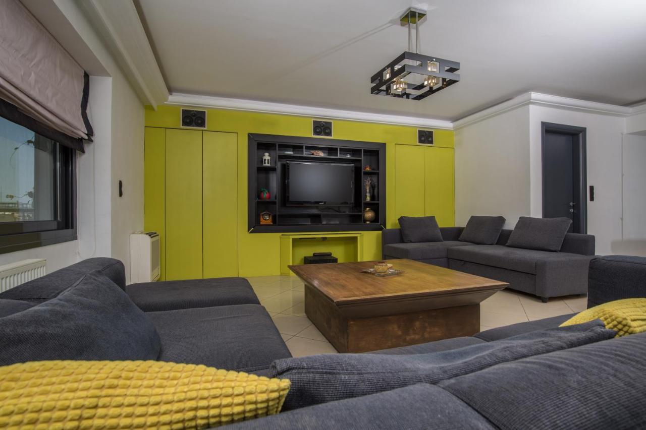 Spacious Modern Apartments With Great Rooftop View Афины Экстерьер фото