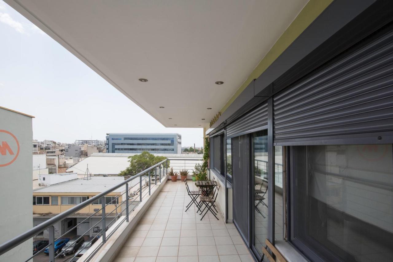 Spacious Modern Apartments With Great Rooftop View Афины Экстерьер фото