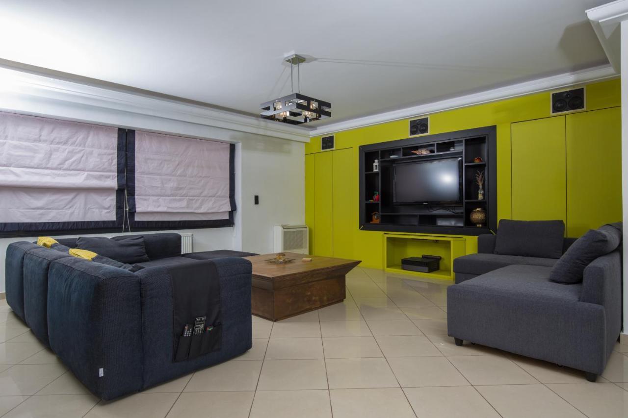 Spacious Modern Apartments With Great Rooftop View Афины Экстерьер фото