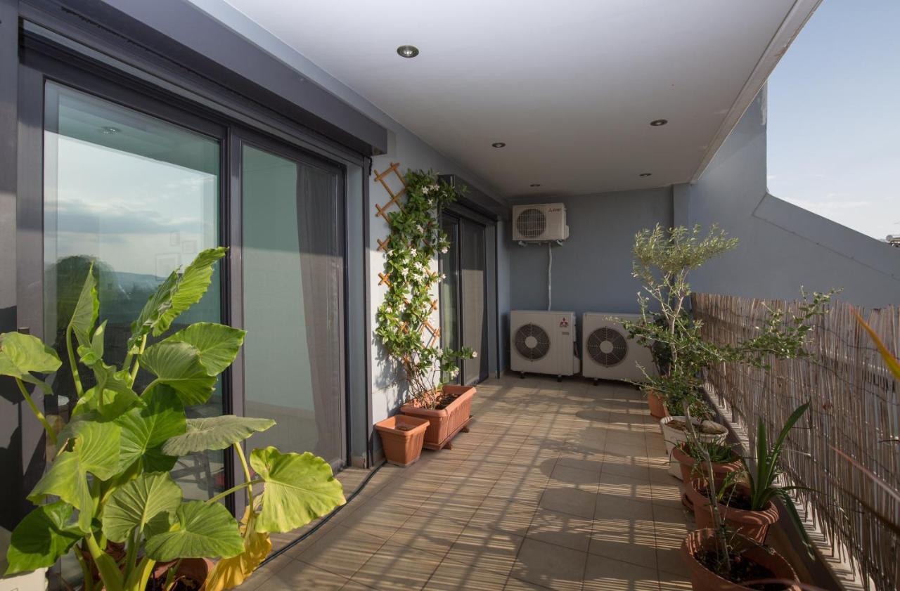 Spacious Modern Apartments With Great Rooftop View Афины Экстерьер фото
