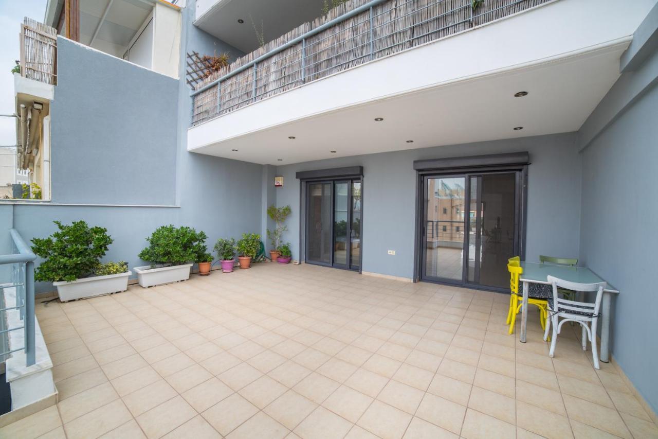 Spacious Modern Apartments With Great Rooftop View Афины Экстерьер фото